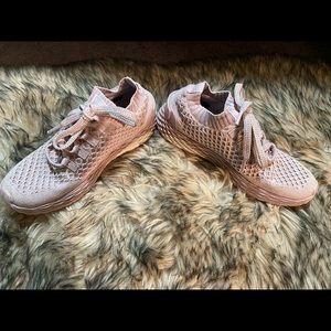 Lilac NoBull knit runner women’s (9)